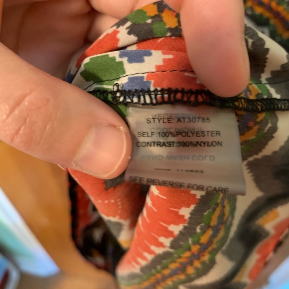 Multicolored Patterned Cold Shoulder Top - Picture 4 of 8